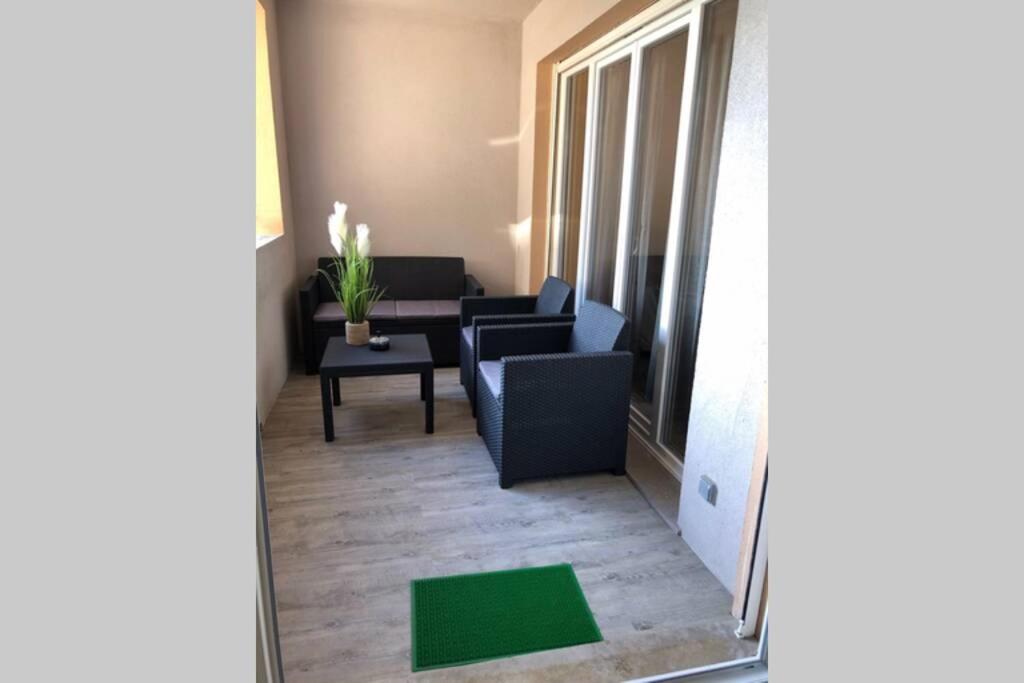 Charmant Appartement Bord De Mer, Plage Cagnes-sur-Mer Exterior photo